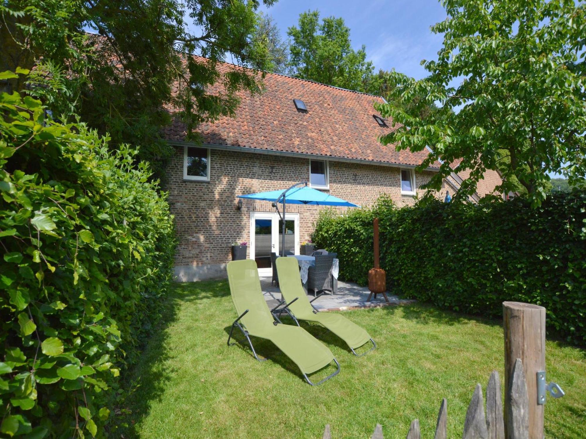 Stunning Holiday Home Near Forest In Slenaken Luaran gambar